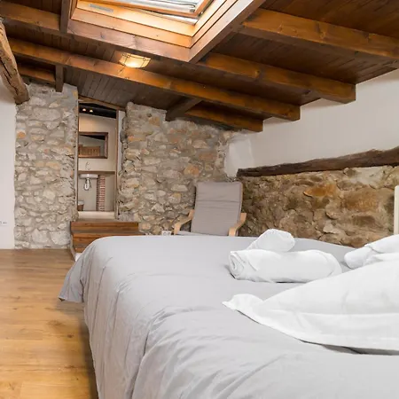 Preciosa Casa Con Jardin * Oruna