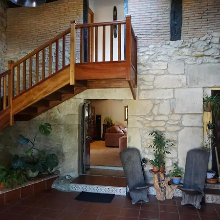 Preciosa Casa Con Jardin Oruna